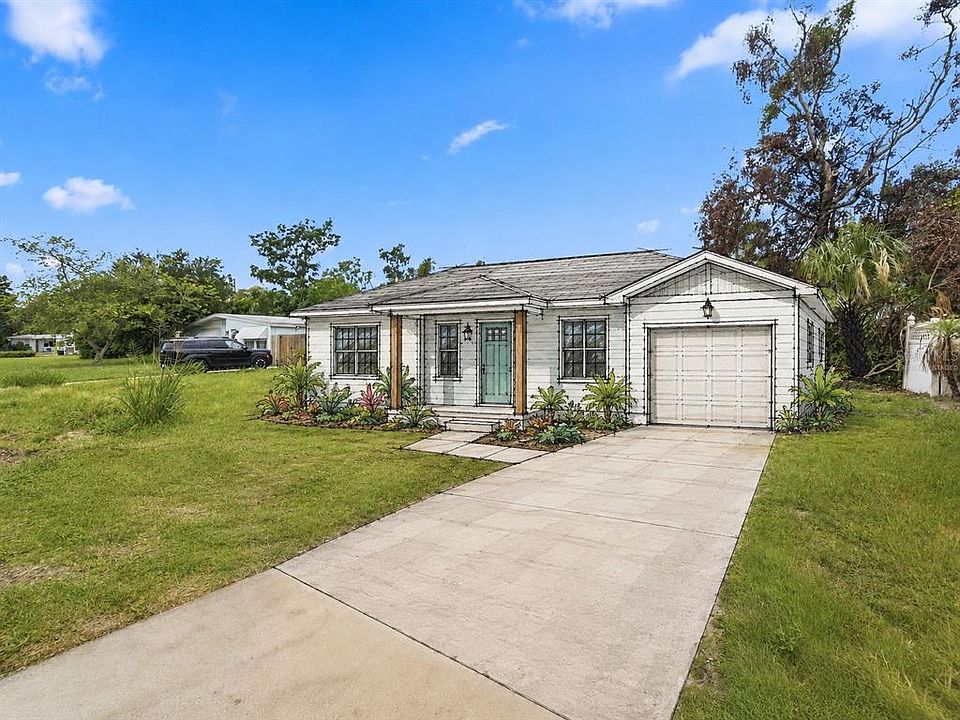 1st image of 3963 NEPTUNE DRIVE SE