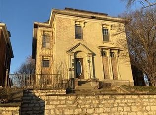 1021 Sylvanie St, Saint Joseph, MO 64501