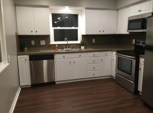 1290 Parkview Dr, Marion, IA 52302