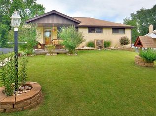 9898 Mark Ave, North Huntingdon, PA 15642