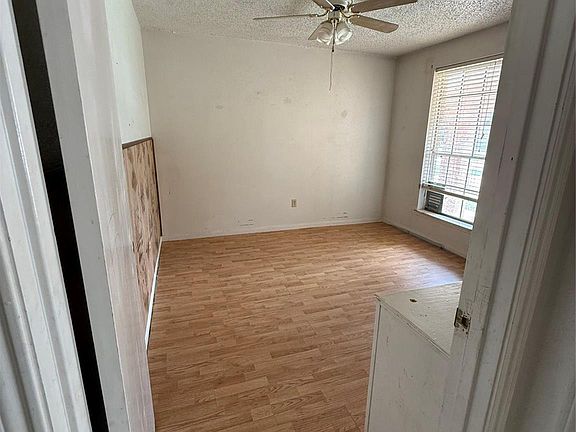 5th image of 23914 Spring Briar Ln