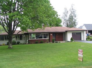 955 Leslie Rd, Meadville, PA 16335