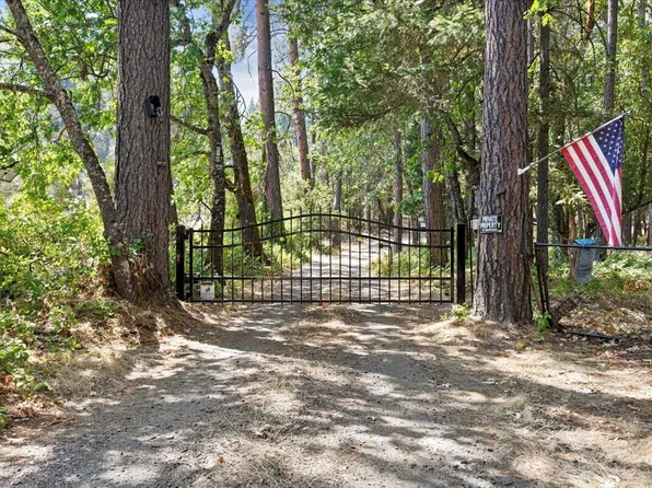 3524 Elk Ln, Grants Pass, OR 97527