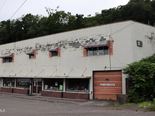 106 Kentucky Ave #A, Appalachia, VA 24216