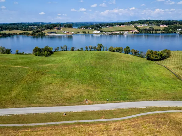 236 Osprey Point, Louisville, TN 37777