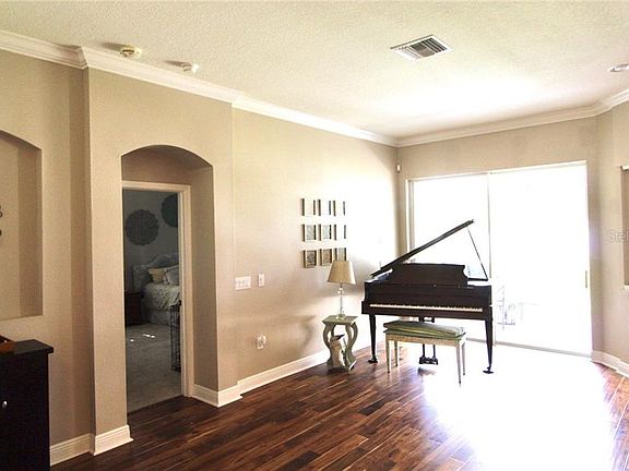 3rd image of 2835 Park Meadow Dr
