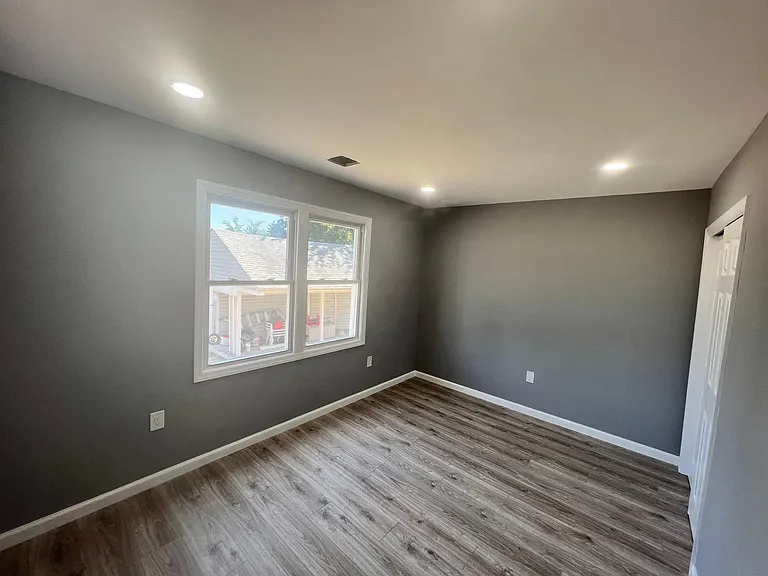33 Obal Ave — Photo 14