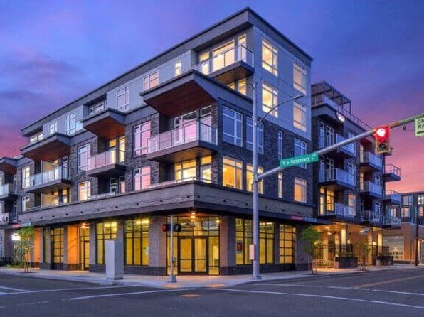 3956 N Vancouver Ave #4030-313