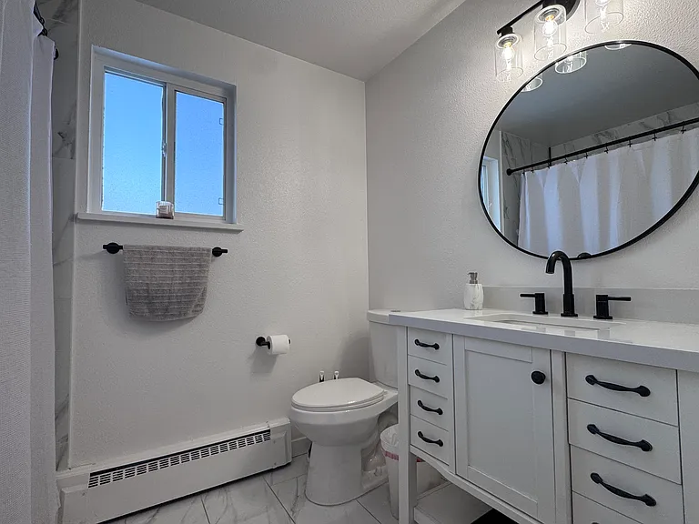 392 Salem St — Photo 3