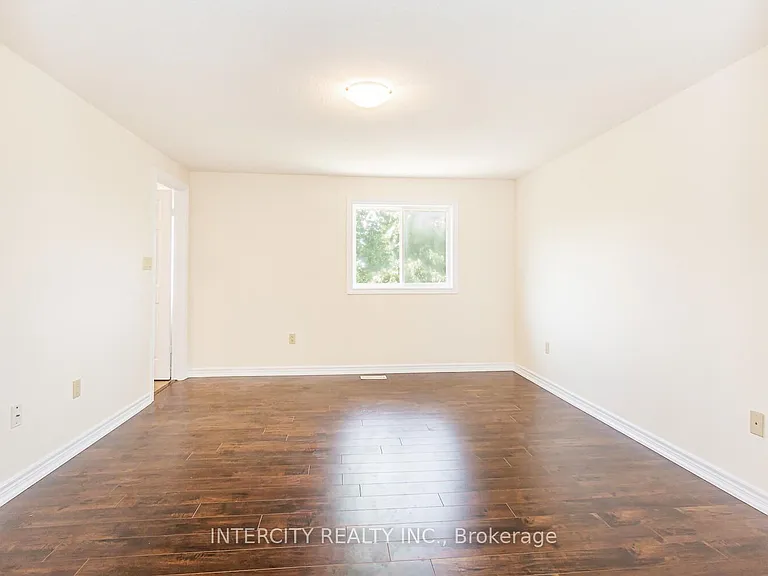 258 McMeeken Dr — Photo 14