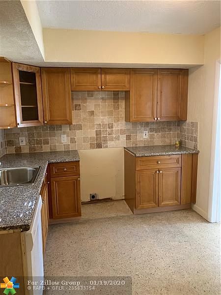 2nd image of 2828 SW 4th Ct
