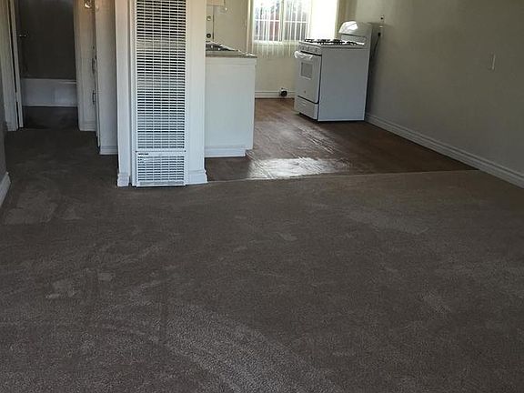 3rd image of 4122 W Broadway APT A