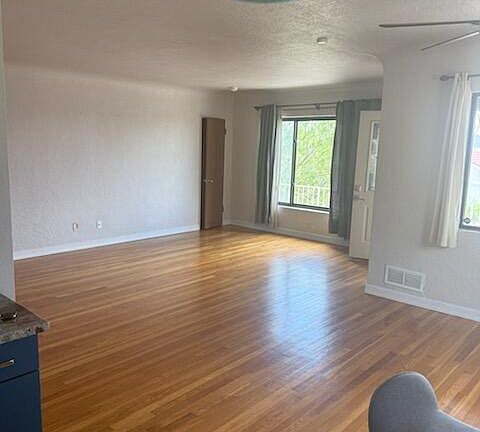 3rd image of 3116 Piedmont Dr