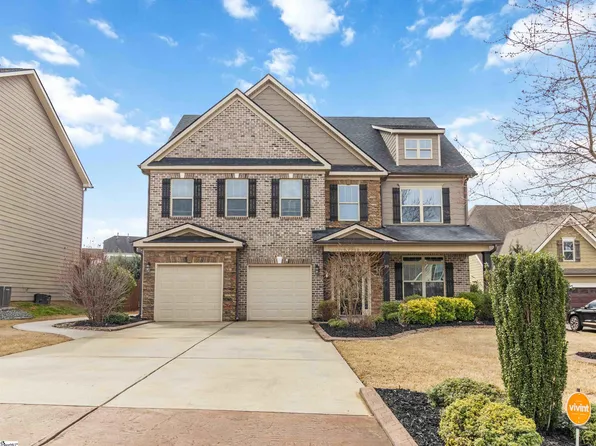 19 Heydon Hall Ct, Simpsonville, SC 29680