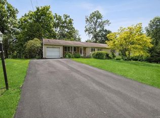 25 Jill Dr, West Nyack, NY