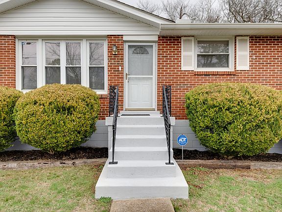2nd image of 709 Belaire Dr