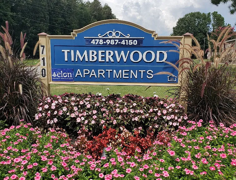 Timberwood — Photo 1
