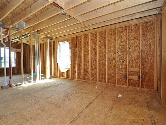 3rd image of 4947 Coatbridge Ln Lot 64
