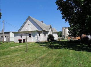 141 E Elm St, Argenta, IL