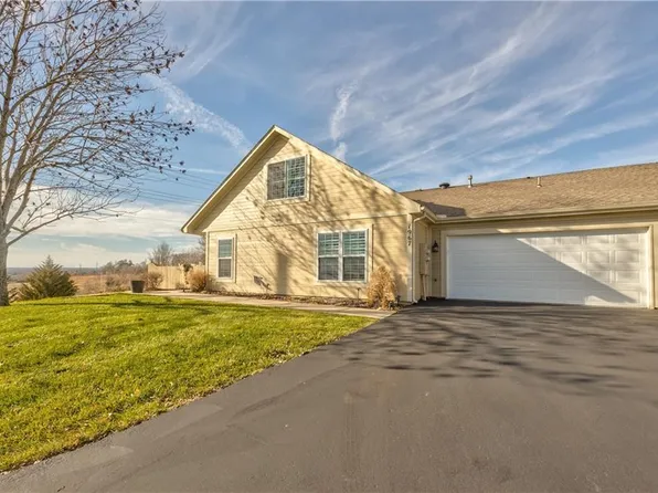 1967 W 139th Ter, Leawood, KS 66224