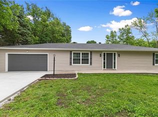 6201 N Topping Ave, Kansas City, MO 64119