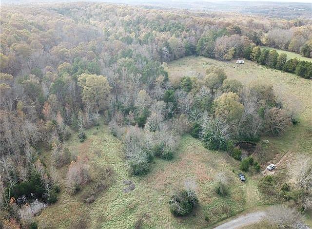 2nd image of 6476 Crayton Rd