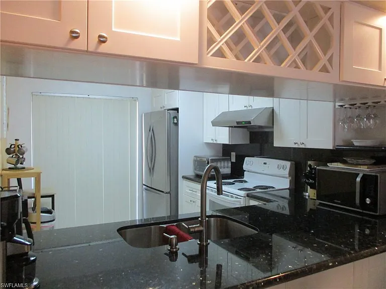4010 Ice Castle Way #7 — Photo 7