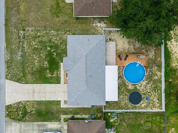 3rd image of 45 Cypress Rd