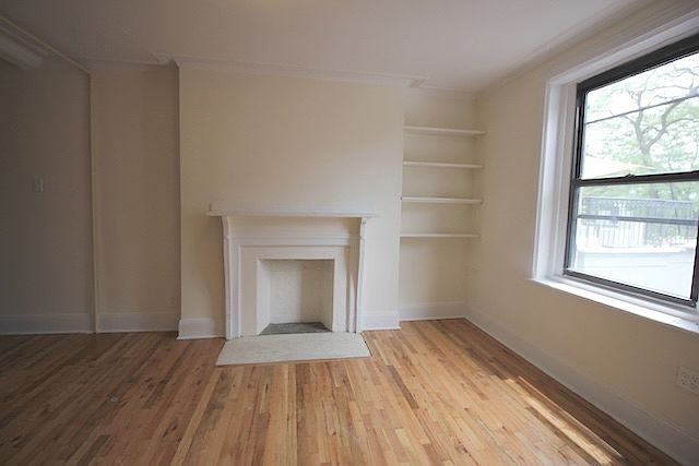 1st image of 250 Gates Ave APT 4