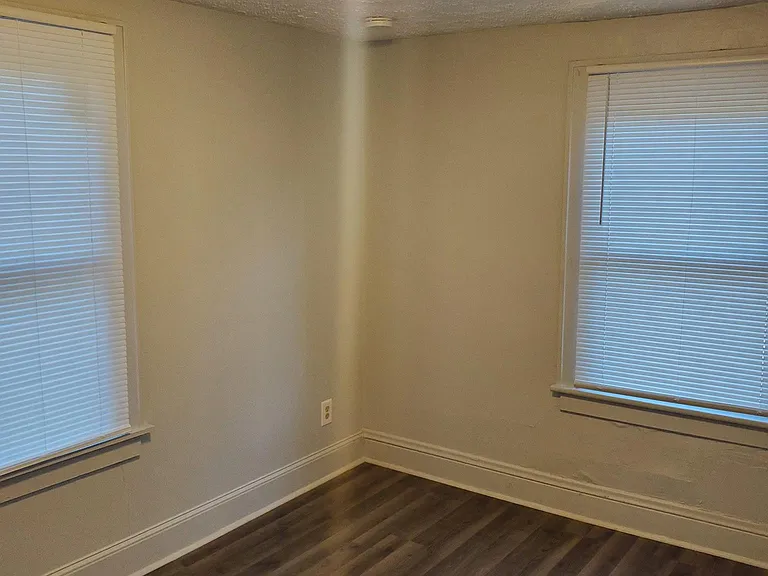1826 Ford Ave #1 — Photo 29