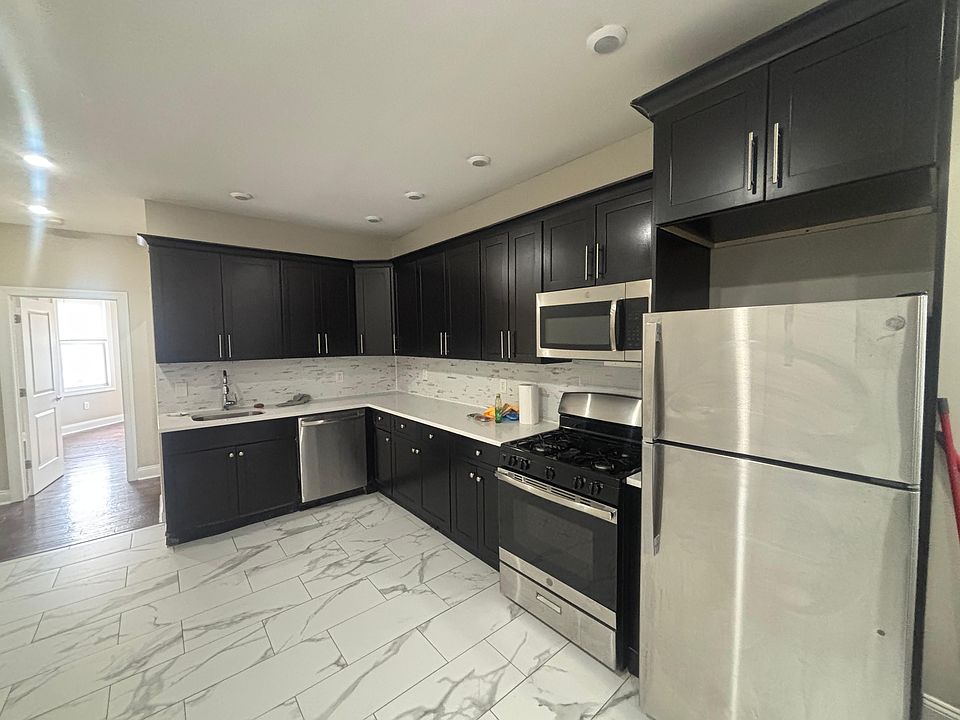 1st image of 186 Seaview Ave #27E