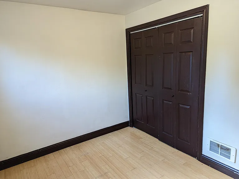 918 SW Holden St #1 — Photo 9