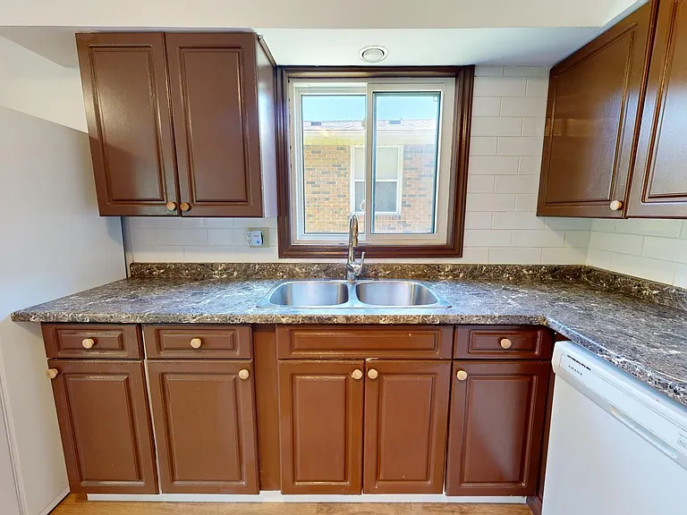 260 Taylor St — Photo 9