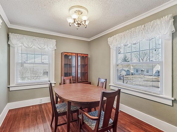 5th image of 2602 36th St