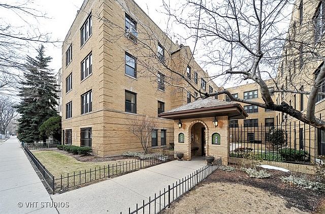 1st image of 726 W Buena Ave APT 2B