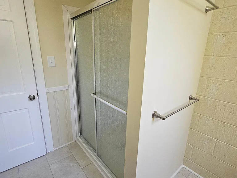 204 S King St — Photo 13