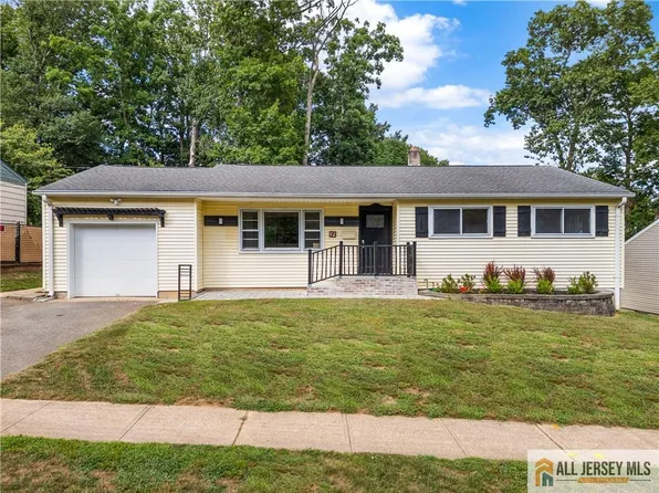 12 Oakland Rd, Jamesburg, NJ 08831