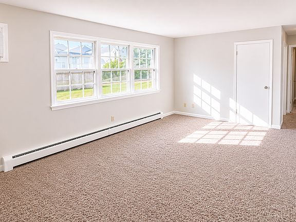 3rd image of 4200 Knob Hill Dr #8