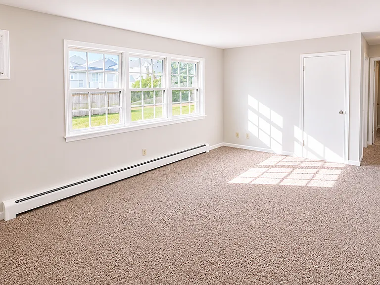 4200 Knob Hill Dr — Photo 3