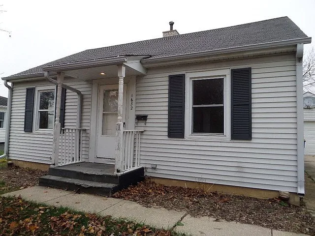 1632 Marquette Rd photo 1