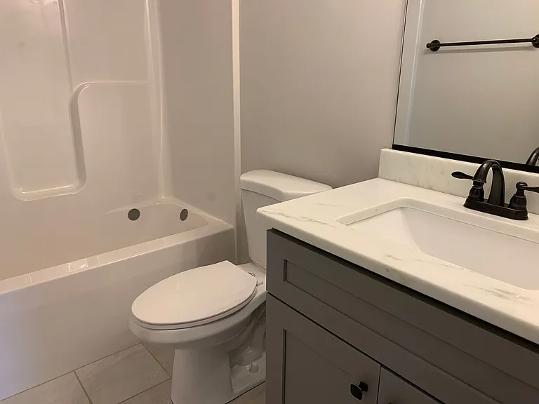 324 Meridian St — Photo 13
