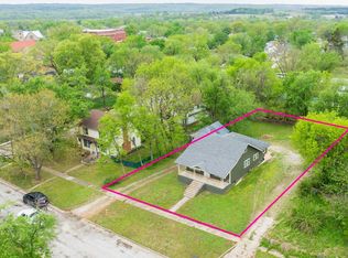 409 N Douglas St, Sedan, KS 67361