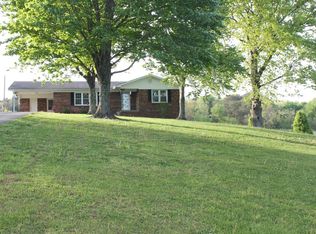 900 Edwards Rd, Crab Orchard, KY 40419
