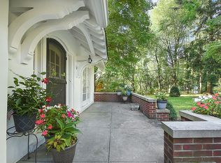 560 Dorseyville Rd, Pittsburgh, PA 15238