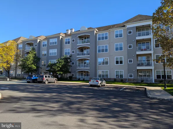 146 Masterson Ct, Trenton, NJ 08618