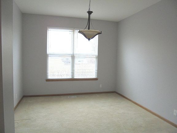 4th image of 1146 Dorr Dr