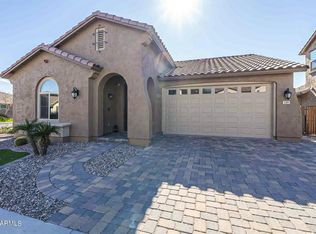 149 E Horseshoe Dr, Chandler, AZ 85249