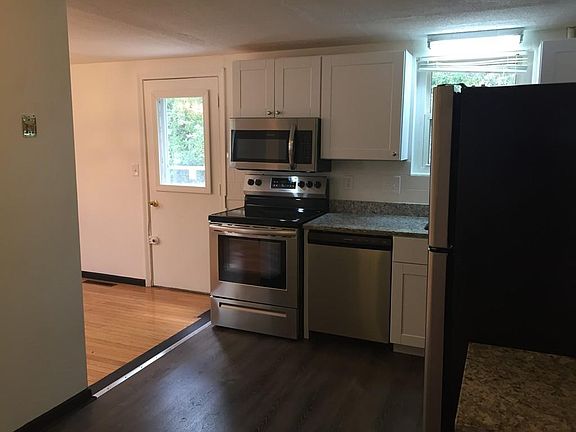 5th image of 12 Pleasant St #12