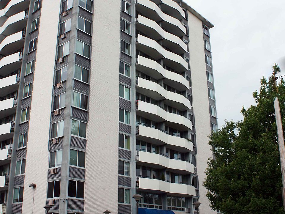 1st image of 11811 Lake Ave APT 1008