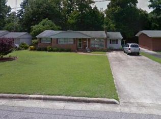 711 W Morris Cir, Dunn, NC 28334